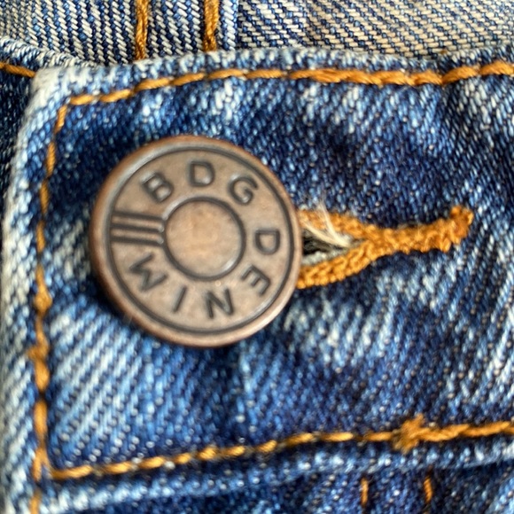 Urban Outfitters BDG mid rise slim straight jeans distressed - Picture 4 of 15